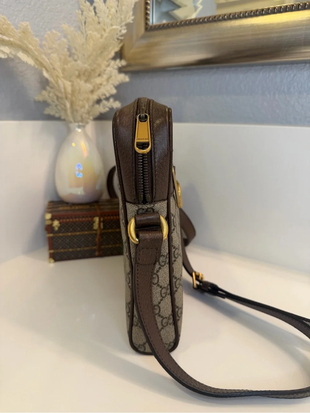 🎀GUCCI GG Supreme Monogram Web Small Ophidia Messenger Bag Brown
